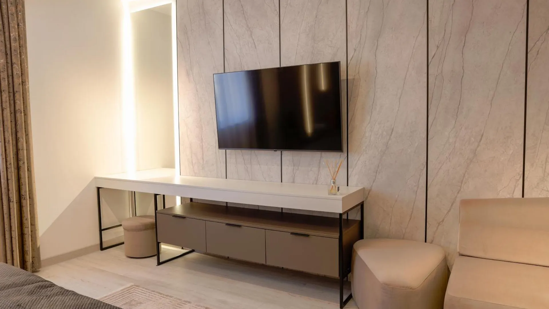 Apartament Lagoon Studio 706 Bucureşti