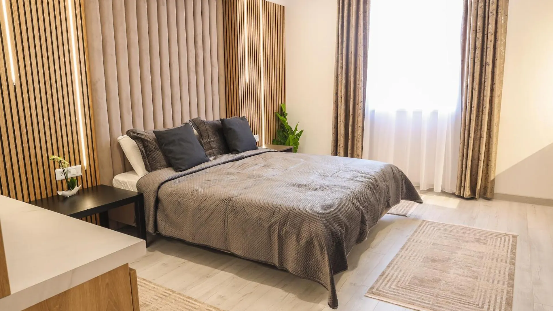 Lagoon Studio 706 بوخارست شقة